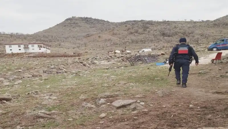 Husumetli Ailelerin Kavgası İstanbul'da Büyüyünce 6 Kişi Tutuklandı