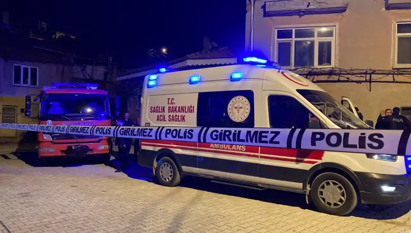 Yaşlı Adam Evinde Trajik Bir Yangında Hayatını Kaybetti