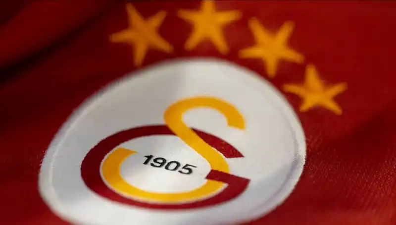 Galatasaray'da Divan Kurulu Toplantısı: Neler Bekleniyor?
