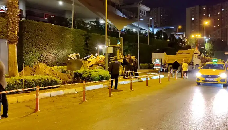Doğalgaz Paniği AVM Girişinde Futbol Maçı Kadar Şok Etkisi Yarattı