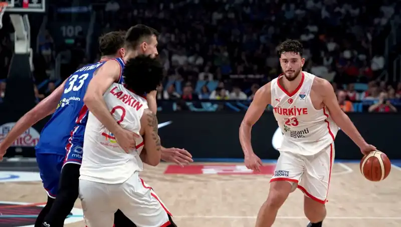 12 Dev Adam, İsveç’e Nefes Kesen Bir Mücadeleyle Galip Geldi
