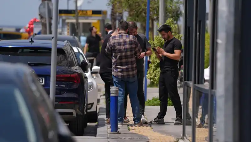 Deprem Anında Balkondan Atlayanların Dramı: Yaralar ve Hayatta Kalma Mücadelesi