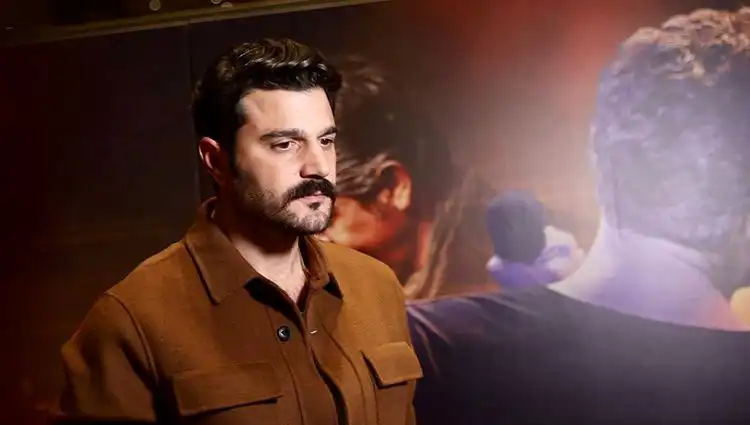 Murat Göğebakan: Kalbim Yaralı Dizisi Oyuncuları ve Hikayesinin Sırları