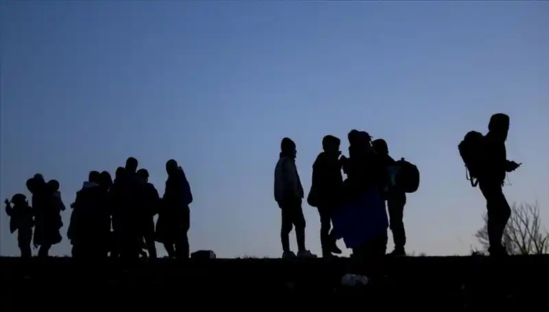 Kırklareli'nde Düzensiz Göçmen Yakalanması: Sınır Güvenliği Artırıldı
