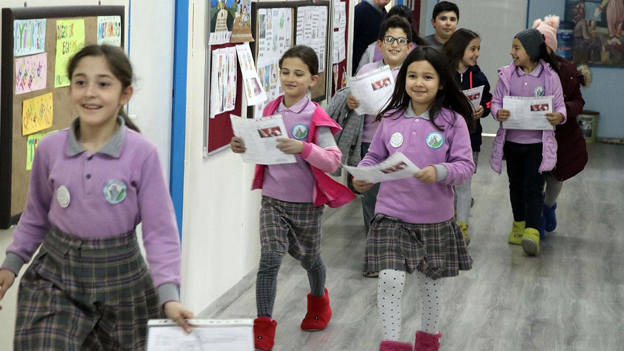 Yarıyıl Tatili Karne Heyecanı Yaşanıyor