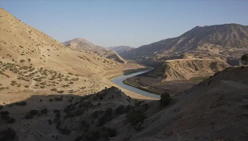 Tahran'da Su Krizi: Tüketim Yüzde 20 Azaltılmalı, Aksi Takdirde Tehlike Büyüyor!