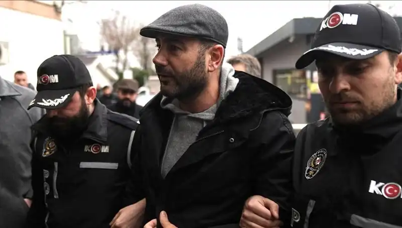 Rıza Akpolat'ın Baldızına Gözaltı: Siyasi Gelişmelerin Ardındaki Gizem