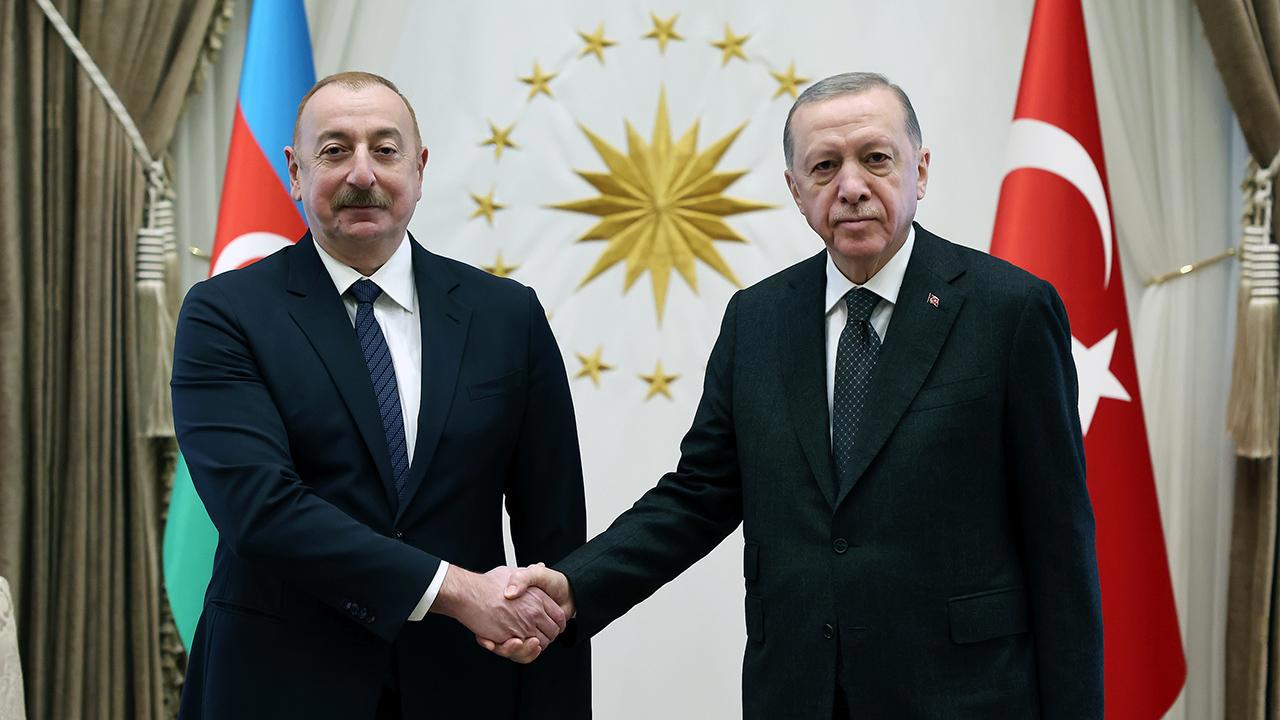 Cumhurbaşkanı Erdoğan, Aliyev ile Görüşmek İçin Bakü'ye Gitti