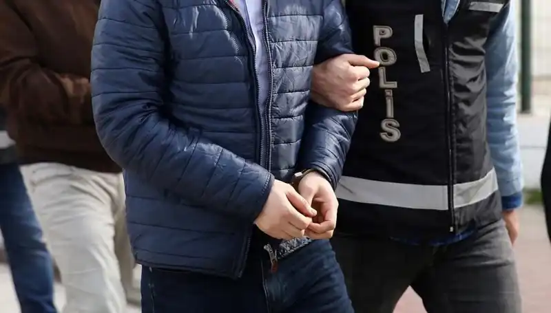 İstanbul ve Ankara’da Sahte İçki Operasyonu: 52 Şüpheli Tutuklandı