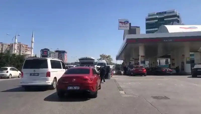 Deprem Sonrası Akaryakıt İstasyonlarında Oluşan Kuyruklar ve Nedenleri