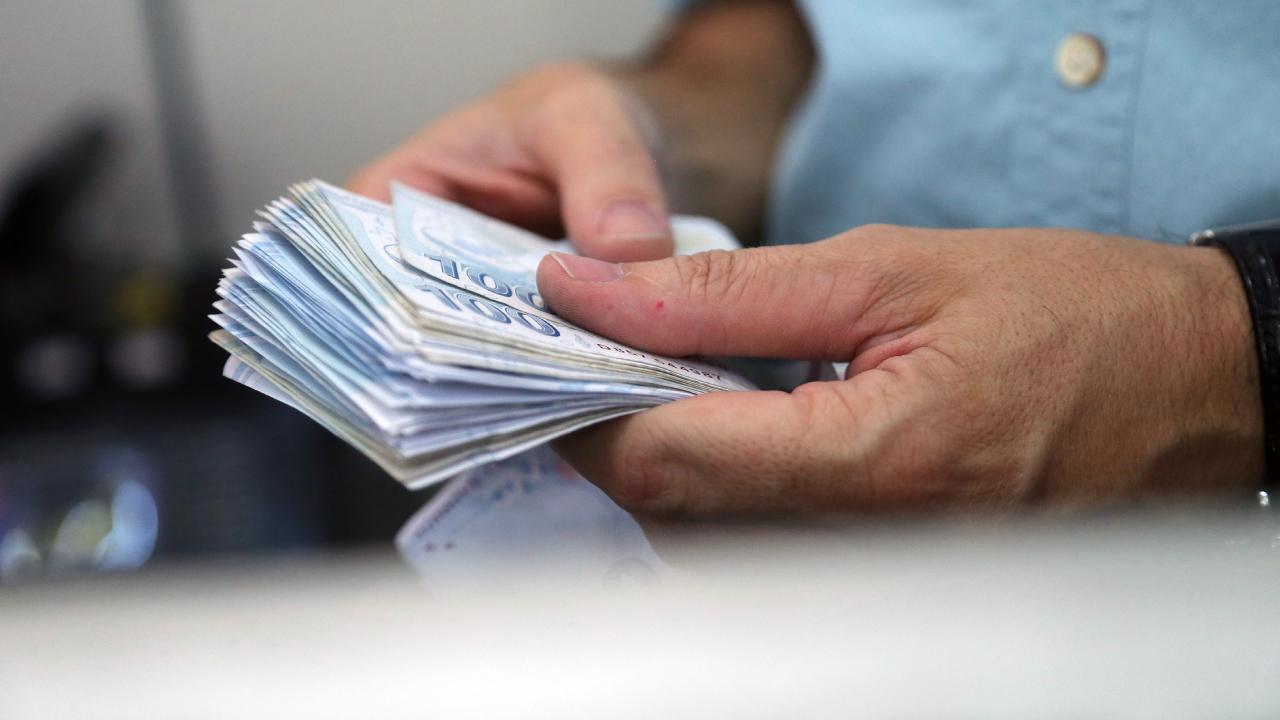 Emekli Aylıkları Yükseltildi