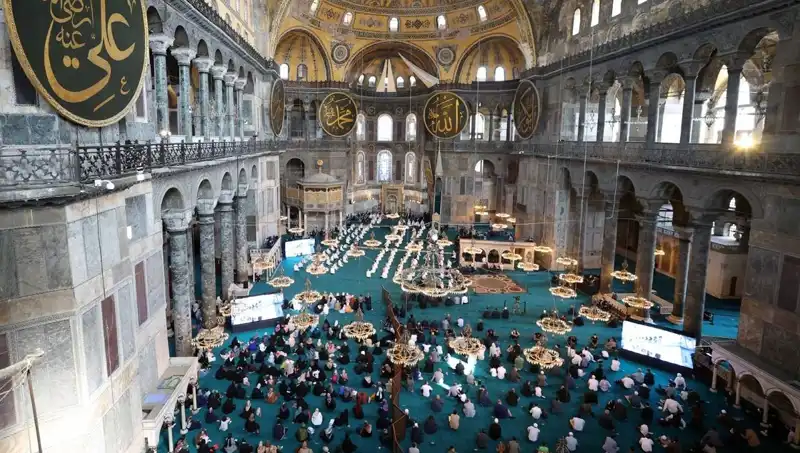 Ayasofya'nın Kapısını Kıran Sanığa Verilen Hapis Cezası İle İlgili Şok Eden Gelişmeler