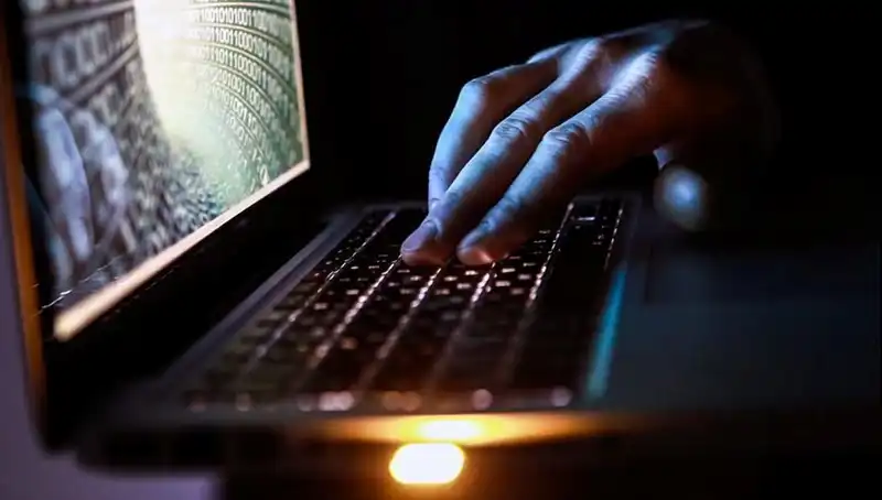 Kiracıları Şaşkına Çeviren Skandal: Ev Sahibi Flört Uygulamasında Numaralarını Paylaştı!