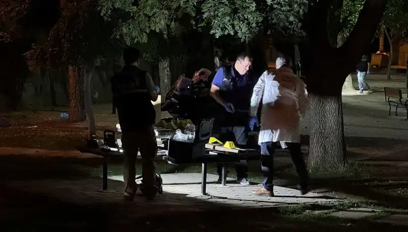 ** Kanlı Husumet Sokakları Sarmaladı: Bir Ölü, İki Yaralı!**