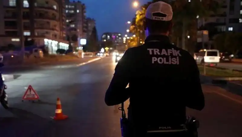 Sosyal Medyada Gözaltına Alınan İki Sürücüye 53 Bin Lira Ceza!