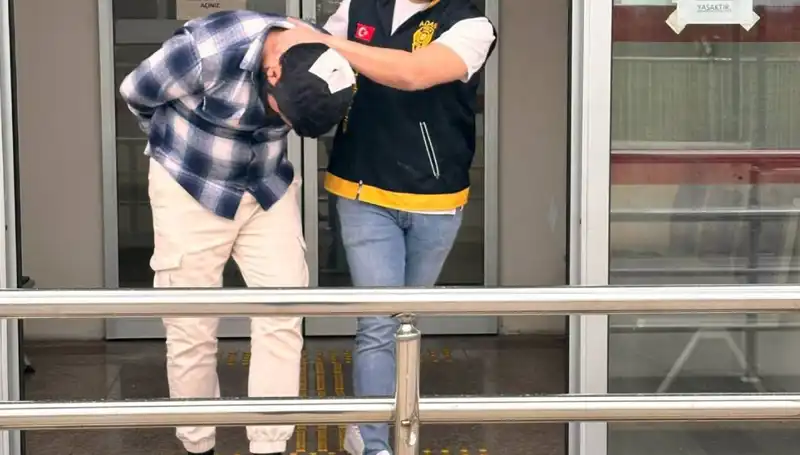 Kardeşinin Ölümüne Nedeni Olan Kız Kardeşin Şok İfadesi: "Kafama Şişeyle Vurdu"