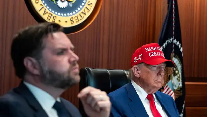 Trump’ın Azil Tasarısı Reddedildi: Siyasi Analiz ve Olası Sonuçlar