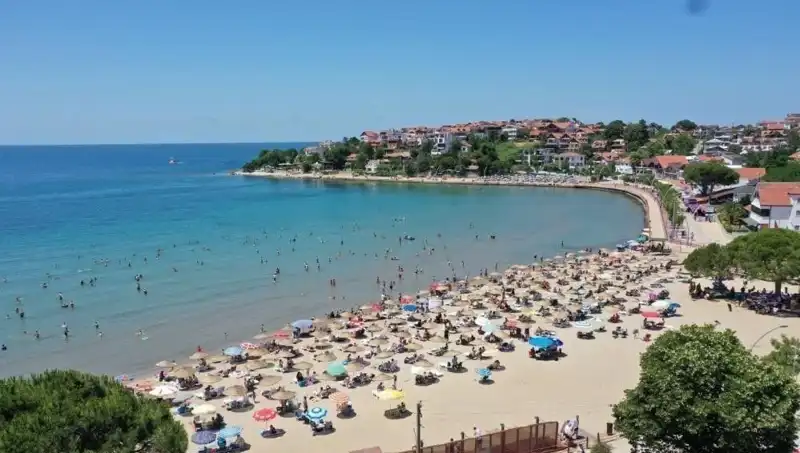 Türkiye’nin Beş Plajı Dışında Denize Girilmesi Yasaklandı
