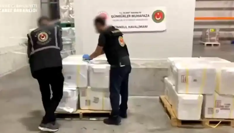 İstanbul Havalimanı'nda 455 Kilo Kokain Operasyonu: Çarpıcı Detaylar Ortaya Çıktı