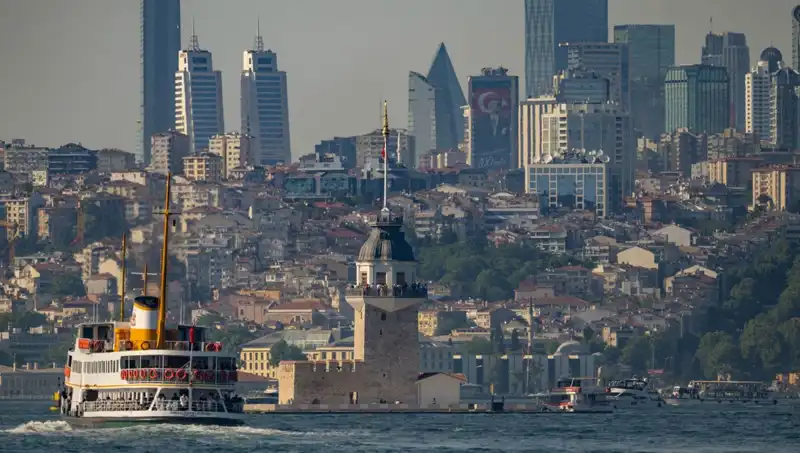İstanbul'da Hafta Sonu Yaz Atmosferi: Tatile Hazır Olun!