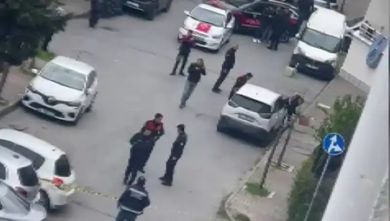 Yolda Yürürken Kurşun Yağmuruna Tutulan Adamın Dramı