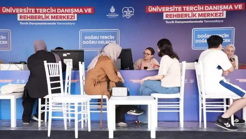 İstanbul'da Öğrencilere Özel 24 Tercih Danışma Merkezi Açıldı!