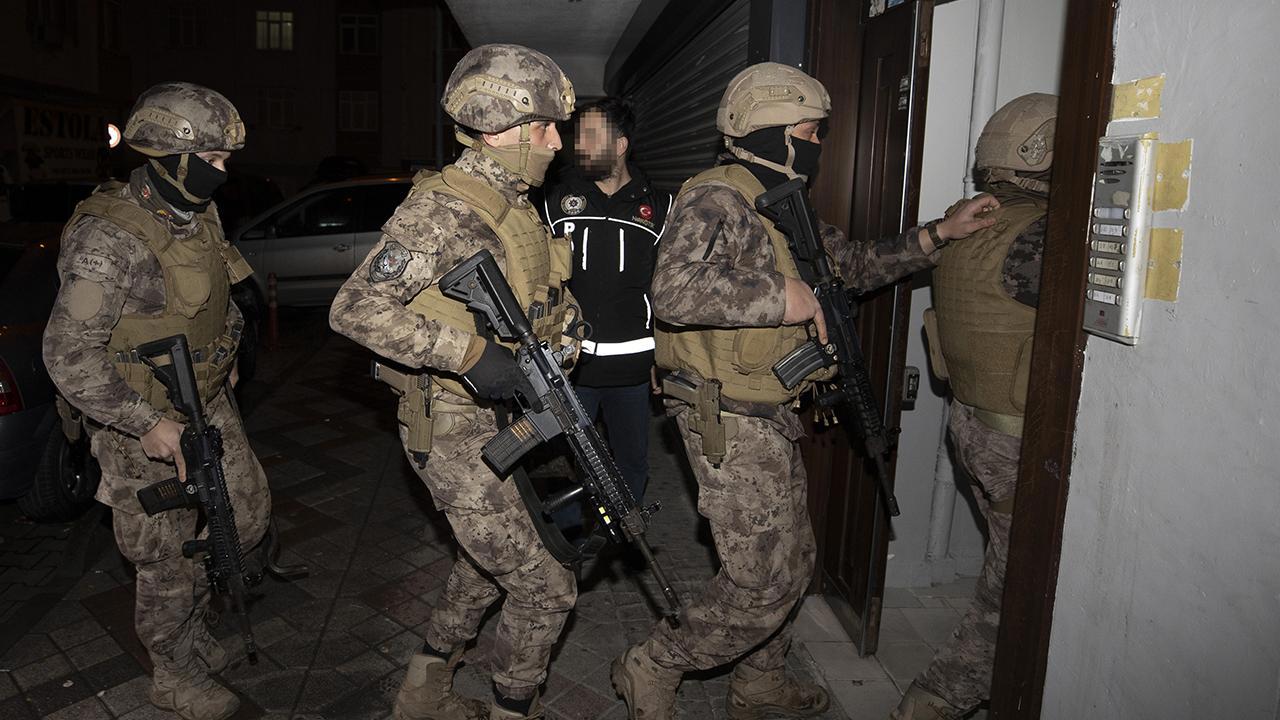 Zehir tacirlerine büyük darbe: 595 kişi gözaltına alındı