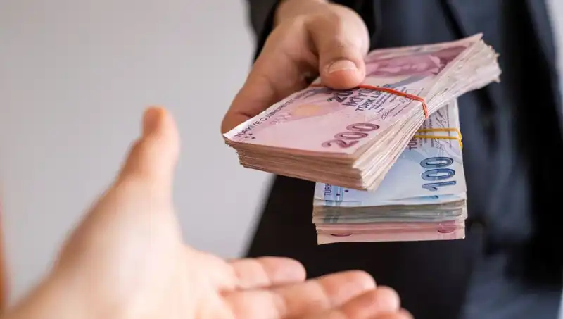 Nisan 2025'te Faizsiz Kredi Veren Bankalar Hangi Avantajları Sunuyor?