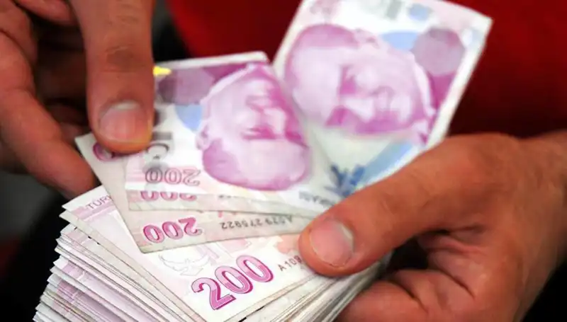 Emekliye 1000 TL Bayram İkramiyesi Ne Zaman Ödenecek? Resmi Gazete'de Son Gelişmeler