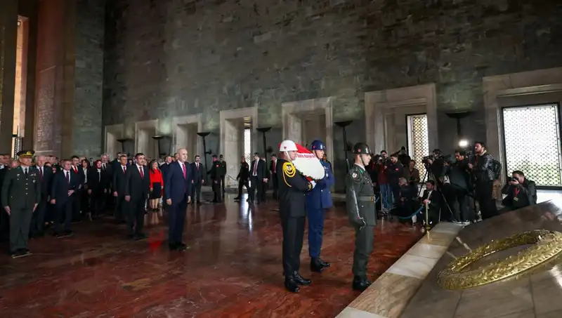 Devlet Erkanı Anıtkabir’de Bir Araya Gelerek Duygusal Anlar Yaşadı