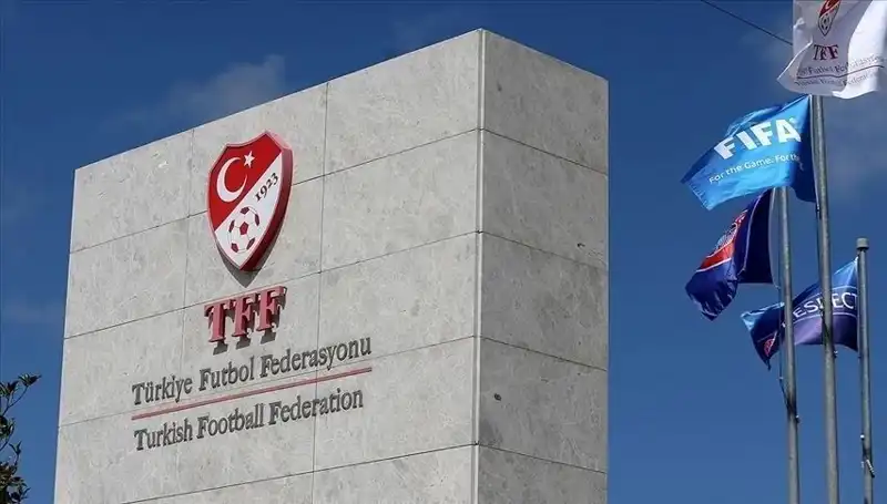 Türkiye Futbol Federasyonu'ndan Şok Karar: Profesyonel Lig Takım Sayısı Düşüyor!