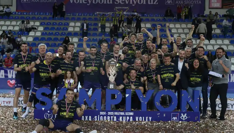 Fenerbahçe, Kupa Voley'de Şampiyon olarak Tarihe Geçti