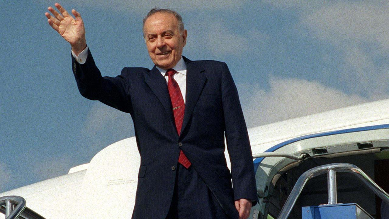 Azerbaycan Milli Lideri Haydar Aliyev'in Diplomatik Başarısı