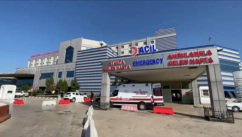 Tavuktan Zehirlenme Skandalı: 225 İşçi Taburcu Oldu, Sağlık Durumları Merak Ediliyor
