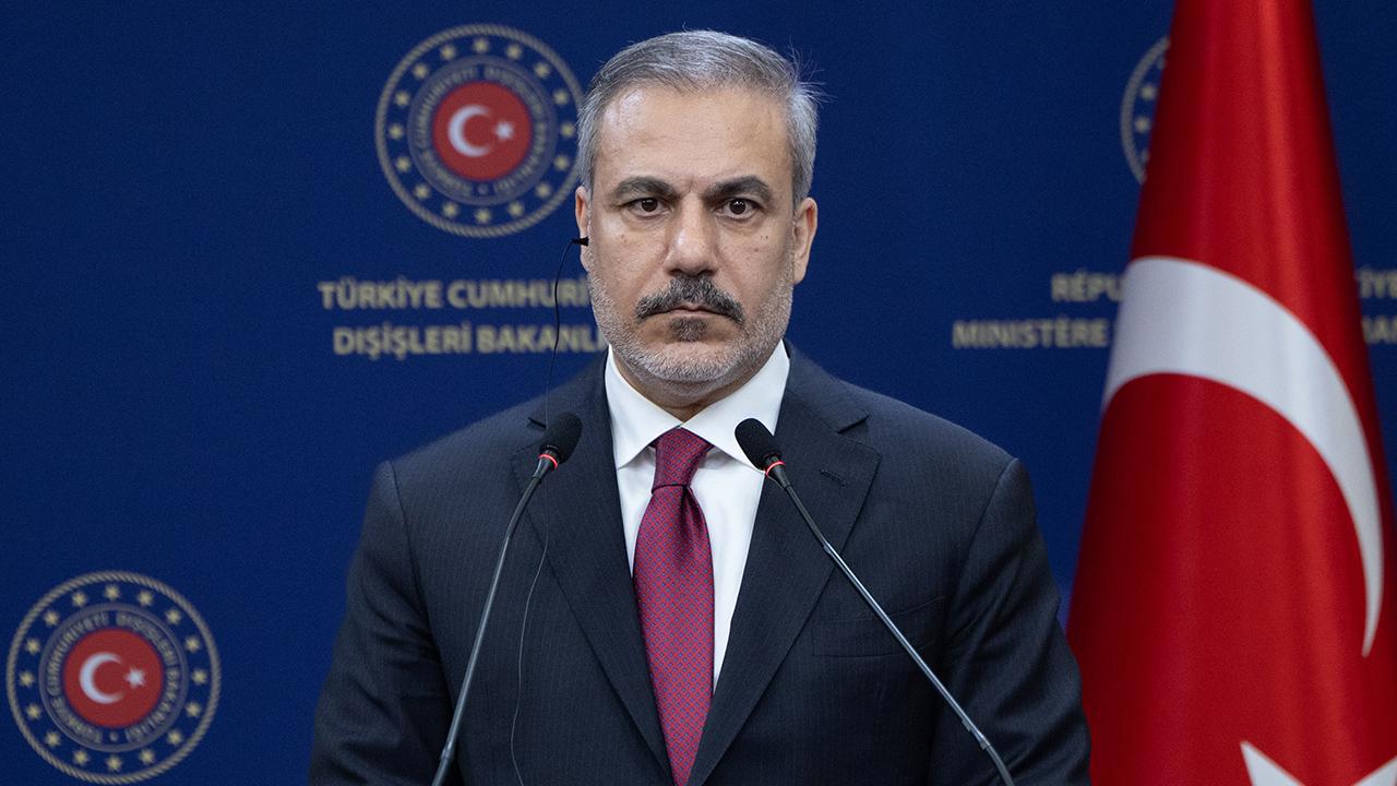 Bakan Fidan: YPG'ye Yeni Yönetim veya Operasyon Tehlikesi