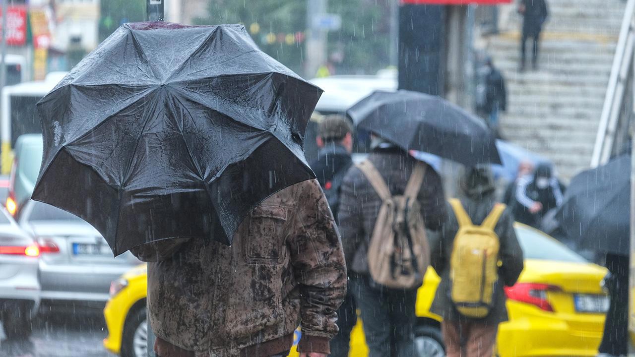 Türkiye'de Yağışlı Hava Etkili: 13 İlin Sarı Uyarı