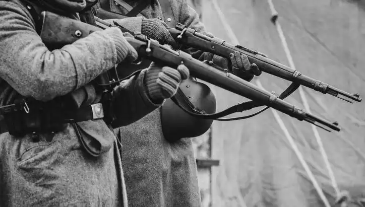 İngiliz İstihbarat Şefinin Ailesinde Tarihi Sır: Dedesi Nazi Casusu Çıktı