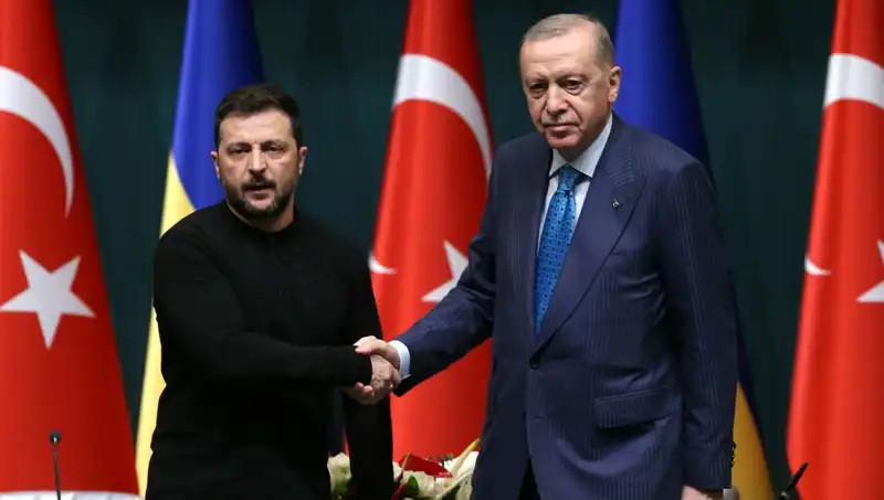Zelenski, Türkiye'den Rusya-Ukrayna Ateşkesinde Gözlemci Olmasını Talep Etti