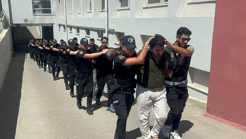 Adana'da 825 Kilo Eroin Operasyonunda 16 Şüpheli Tutuklandı!