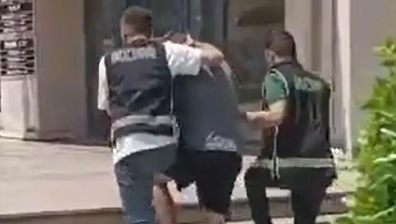 Sahte Dolaşımda Yakalanan Turist: Sınır Dışı Süreci Başladı!