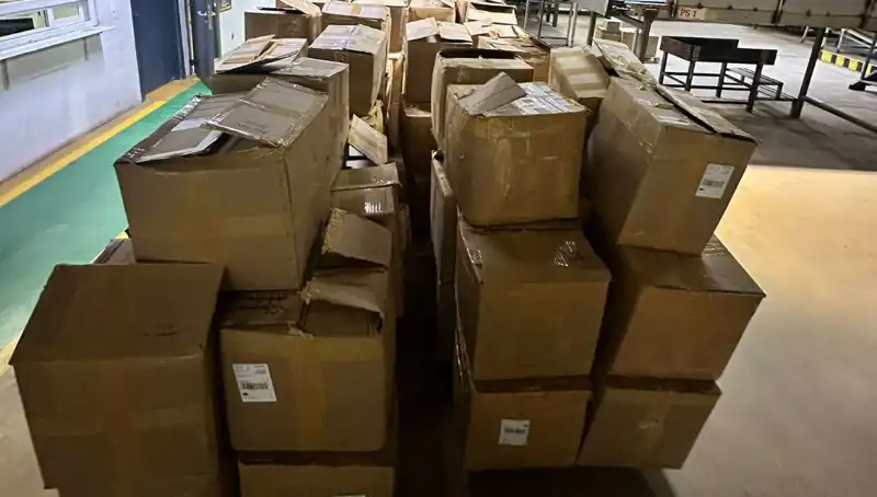 Kargo Şirketinin Deposunda Yüksek Miktarda Kaçak Tütün Ele Geçirildi