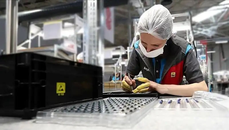 Foxconn, Yapay Zeka Alanında Atılım Yaparak İlk Büyük Dil Modelini Duyurdu
