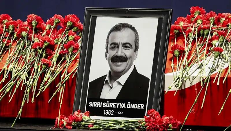 Sırrı Süreyya Önder Anması: Meclis'te Duygulu Anlar ve Hatıralar