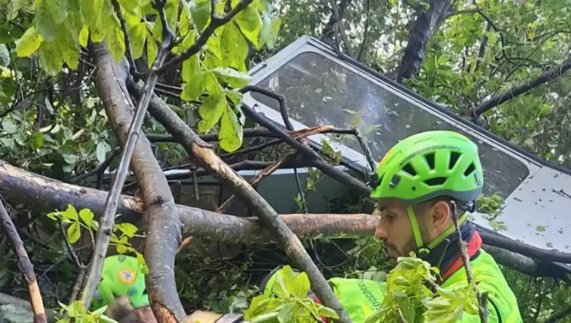 İtalya'da Teleferik Faciası: Tragik Olayda 4 Can Aldı