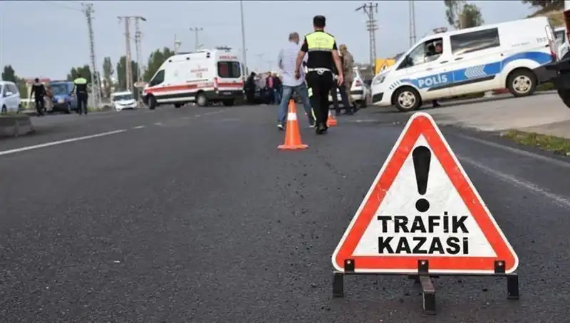 Antalya’da Otomobil Kanalda Devrildi: Yaralı Sayısı ve Olayın Ayrıntıları