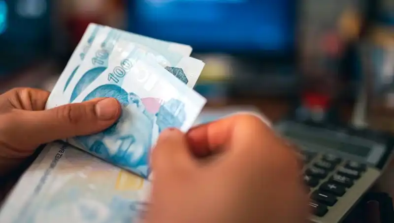 Esnaflar Kira Stopajı İadesi İçin Hükümete Çağrı Yapıyor