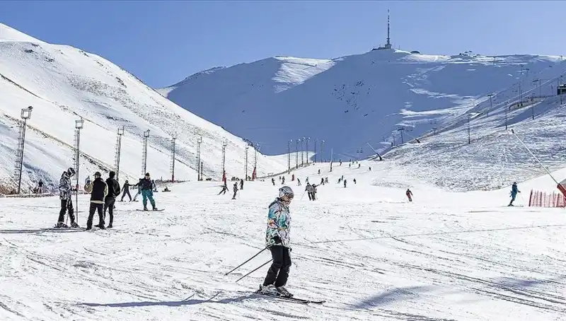 Palandöken'de Sezonun En Yüksek Kar Kalınlığı Görüldü