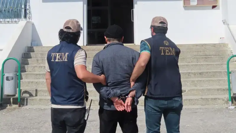 FETÖ Hükümlüsü Eski Hakim Gözüne Çarptı: Yakalanma Anı Kameralarda
