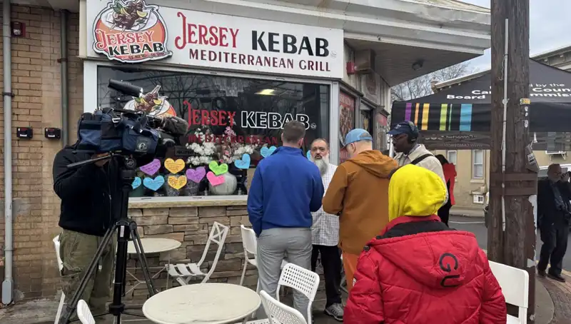 Türk Aile Trumpzede Oldu: Yeşil Kart Beklerken Gözaltına Alındılar