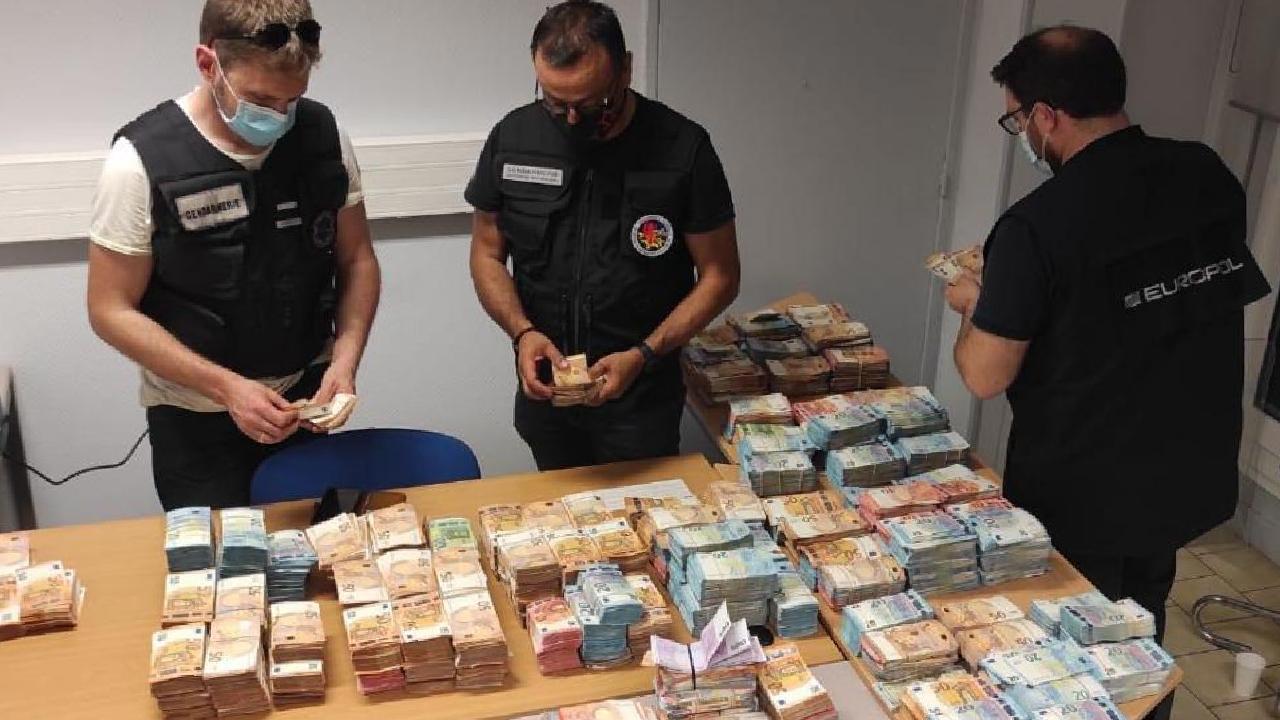 Europol, PKK'nın Avrupa'da Uyuşturucu ve İnsan Kaçakçılığı İle Finansman Sağladığını Açıkladı